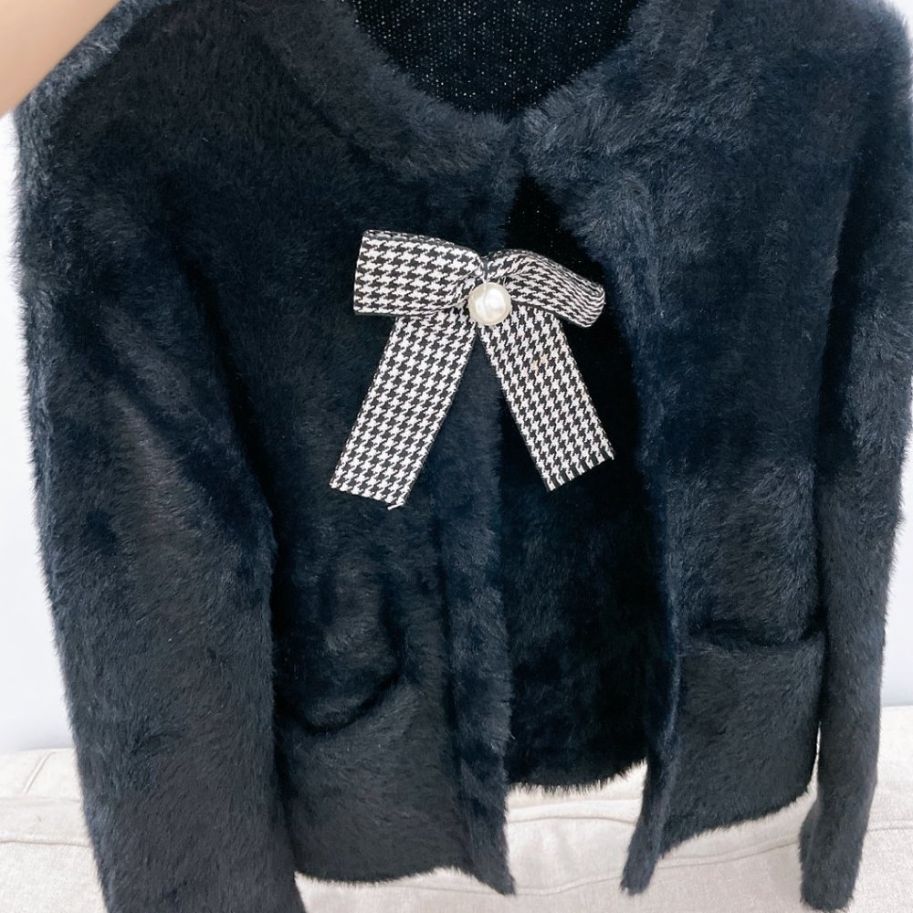 98% NEW MAJE BLACK FUR SWEATER, WITH BOW - Picture 8 of 9